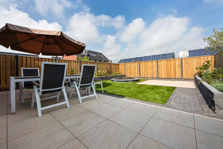 Zelf een terras aanleggen? Zo doe je dat in 5 stappen
